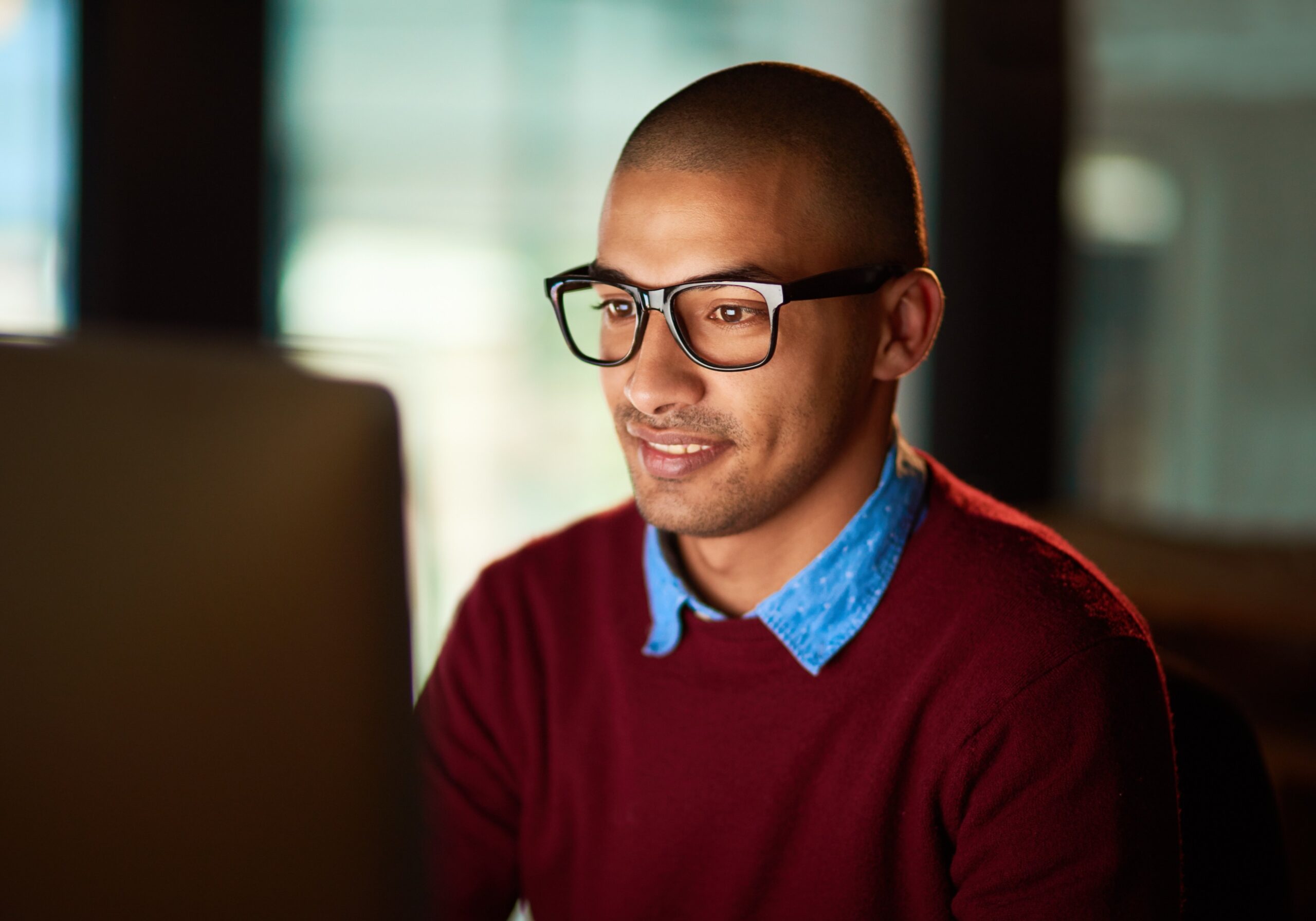 Crafting compelling headlines that grab attention